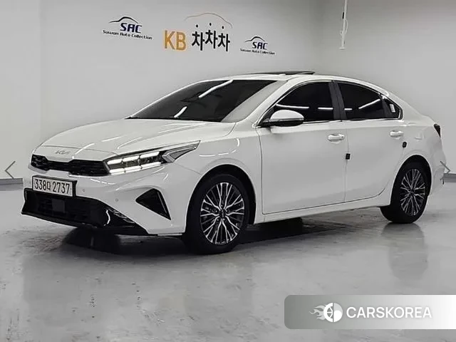 Kia The New K3 2nd generation 2023 Белый из Кореи