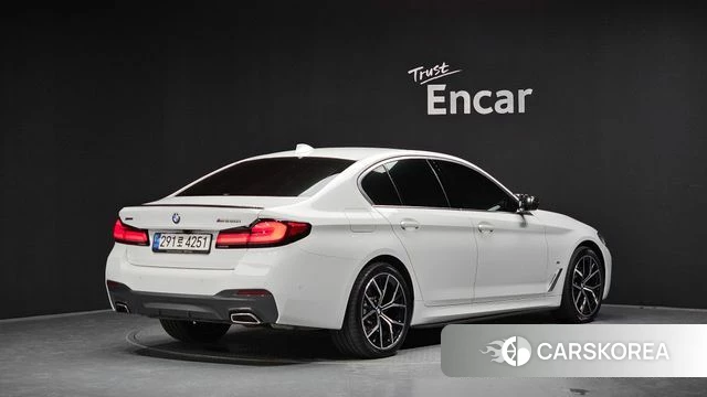 BMW 5 Series (G30) 2021 Белый из Кореи