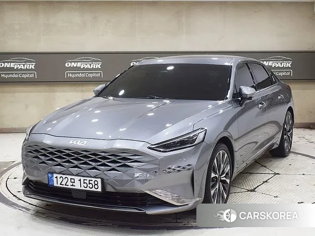 Kia K8 2021 Серебристо-серый из Кореи