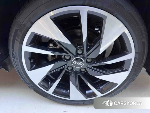 Audi A3 2023 Темно-серый из Китая