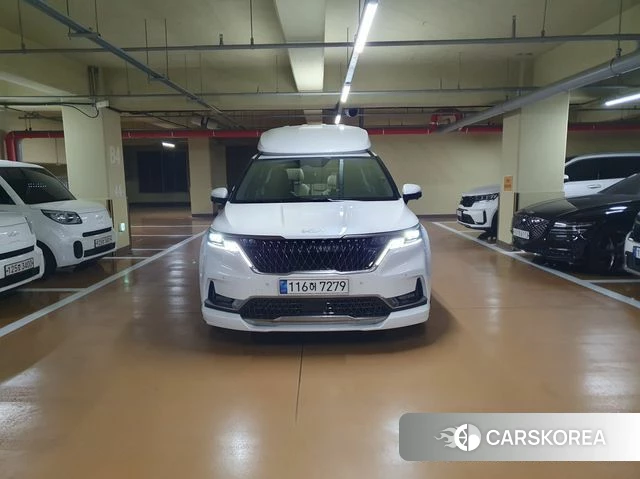 Kia Carnival 4th generation 2023 Белый из Кореи