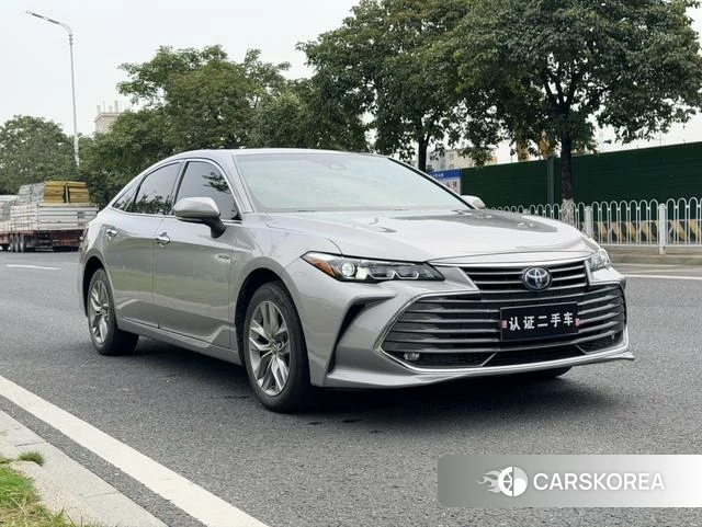 Toyota Asian dragon 2021 Серебристо-серый из Китая