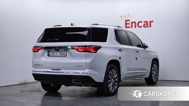 Chevrolet (GM Daewoo) Traverse 2023 Белый из Кореи