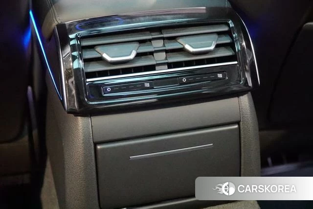 Audi A8 2022 Черный из Китая