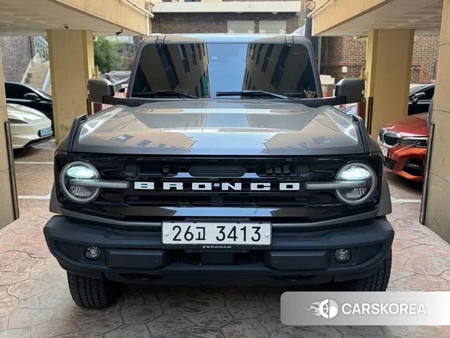 Ford Bronco 6th Generation 2022 Серый из Кореи