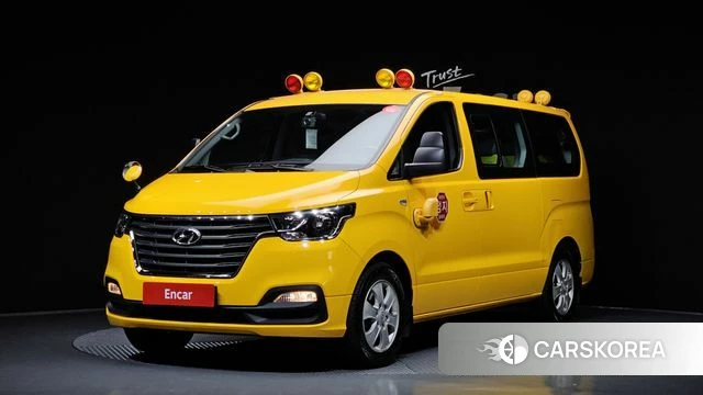 Hyundai The New Grand Starex 2019 Желтый из Кореи