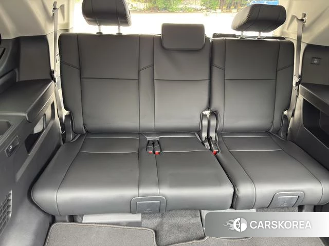 Toyota Sequoia 2024 Белый из Китая