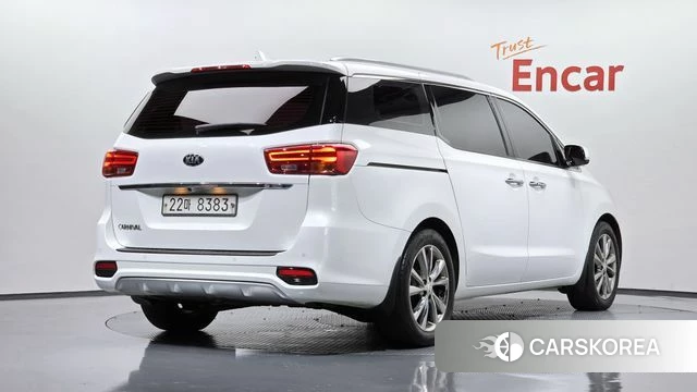 Kia The New Carnival 2018 Белый из Кореи