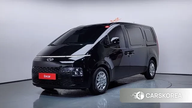 Hyundai Staria 2023 Черный из Кореи