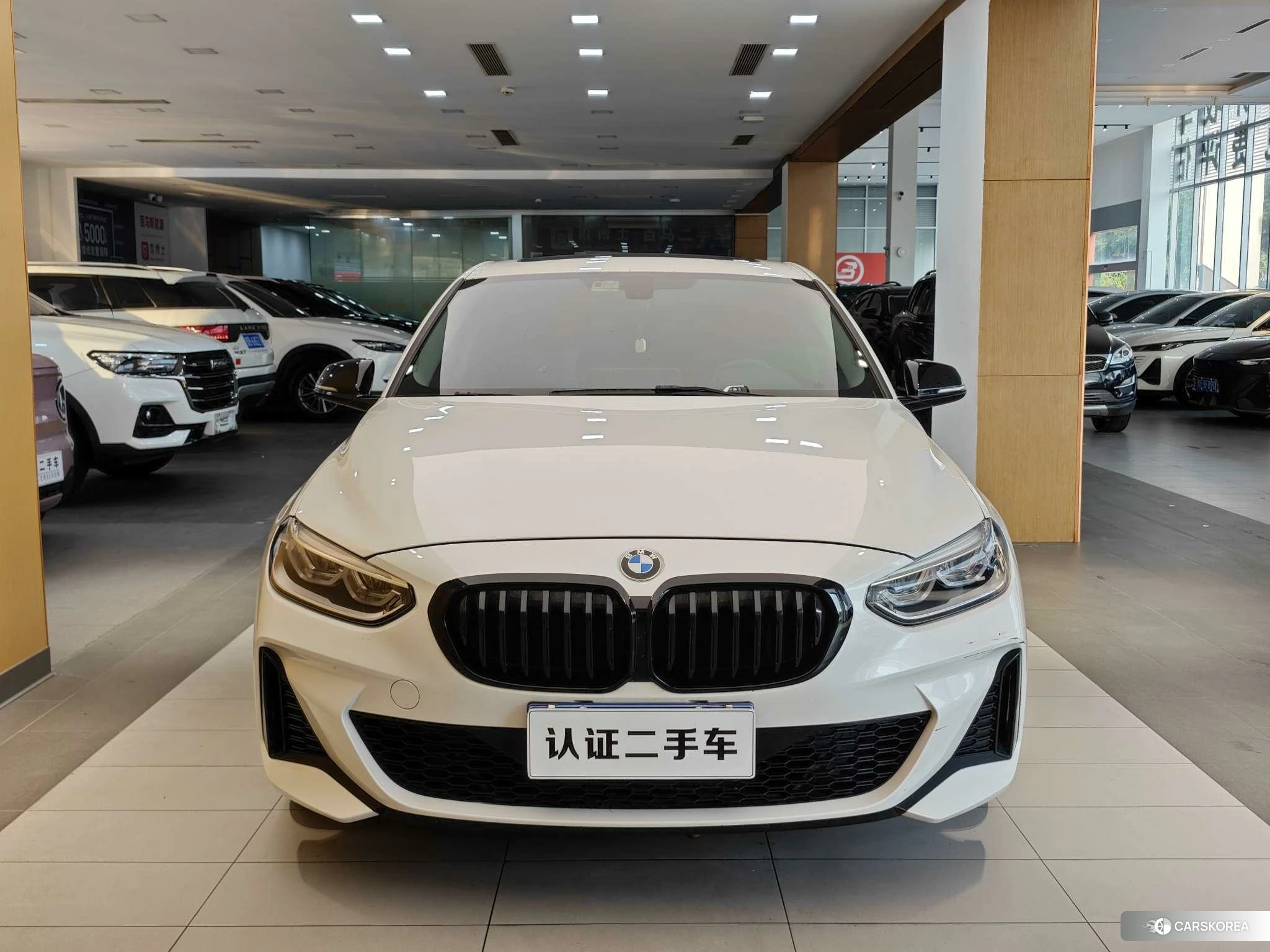 BMW 1 series 2021 Белый из Китая