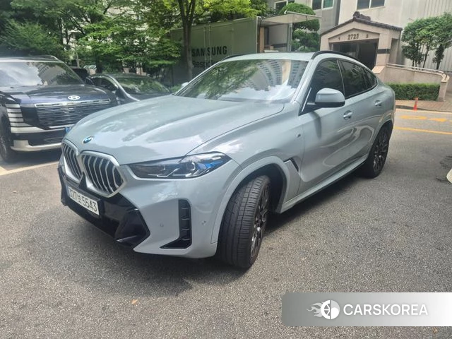 BMW X6 (G06) 2025 Небесно-голубой из Кореи
