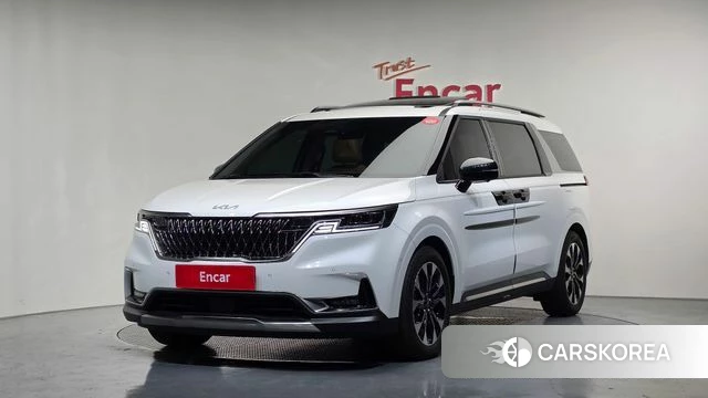 Kia Carnival 4th generation 2023 Белый из Кореи