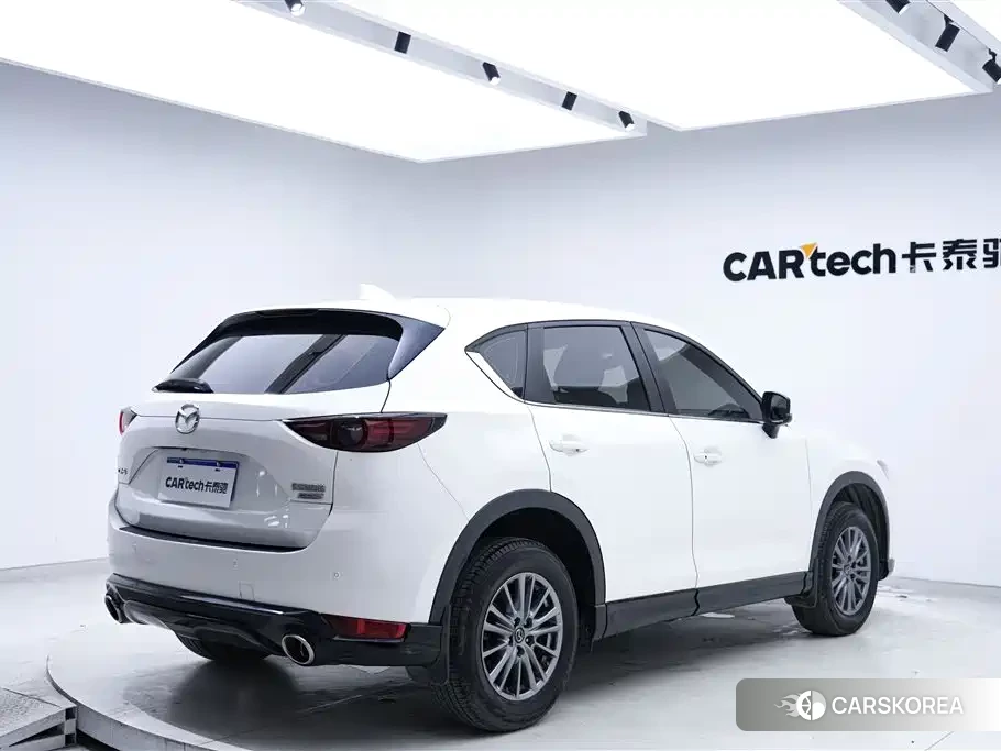 Mazda CX-5 2021 Белый из Китая