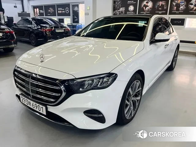 Mercedes-Benz E-Class W214 2024 Белый из Кореи