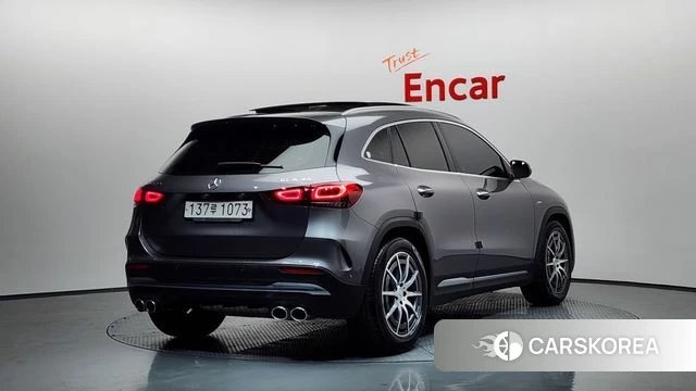 Mercedes-Benz GLA - Class H247 2022 Серебристо-серый из Кореи
