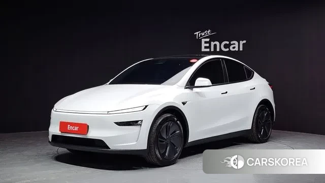 Tesla Model Y 2025 Белый из Кореи