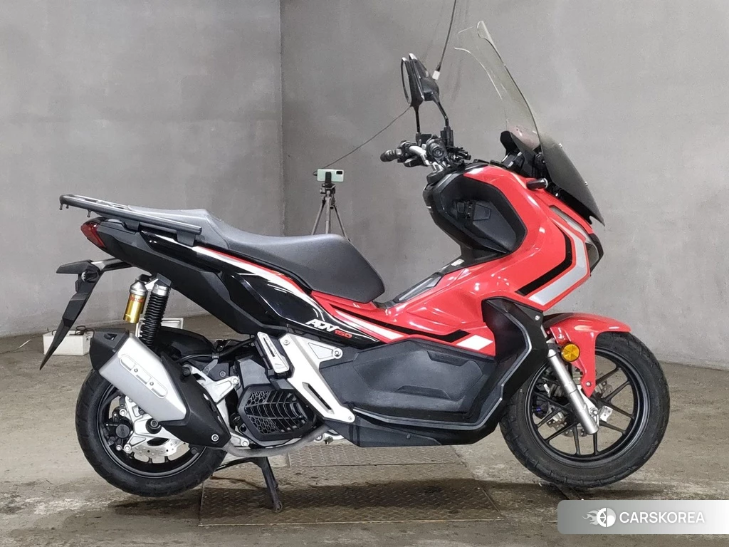 Проданный Honda ADV150 2019 из Японии, фото 2