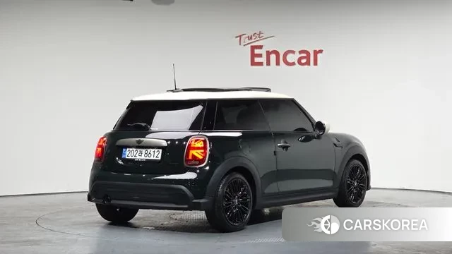 Mini Cooper 2022 Темно-зеленый из Кореи