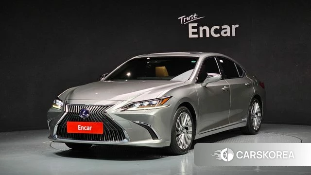 Lexus ES300h 7th generation 2019 Песочный из Кореи
