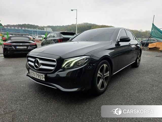 Mercedes-Benz E-Class W213 2019 Черный из Кореи