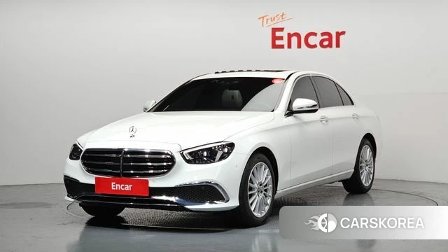 Mercedes-Benz E-Class W213 2020 Белый из Кореи