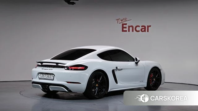 Porsche 718 Cayman 2019 Белый из Кореи