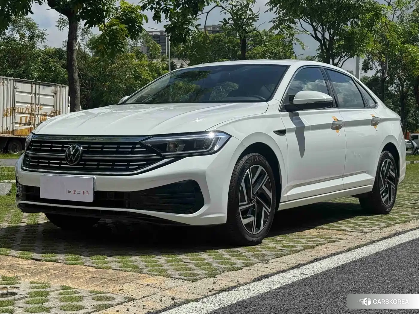 Volkswagen Sagitar 2024 Белый из Китая