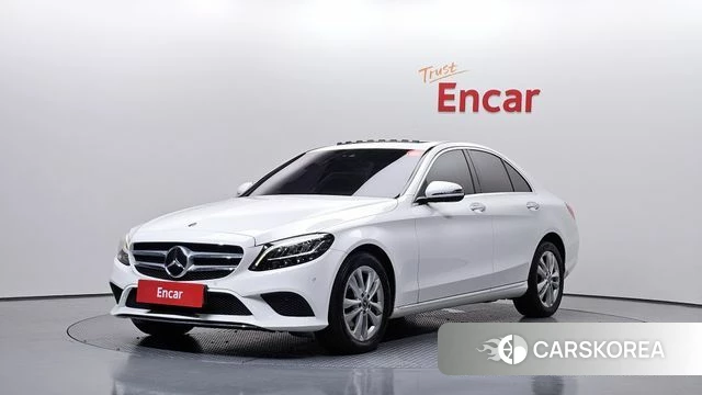 Mercedes-Benz C-Class W205 2019 Белый из Кореи