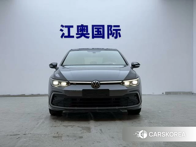 Volkswagen Golf 2023 Темно-серый из Китая