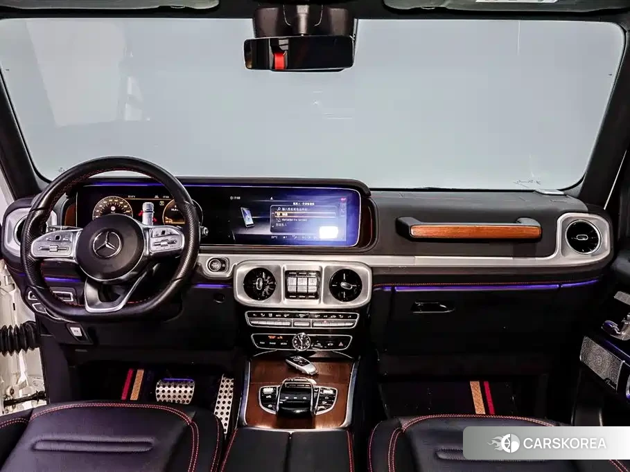 Mercedes-Benz G-Class 2023 Белый из Китая