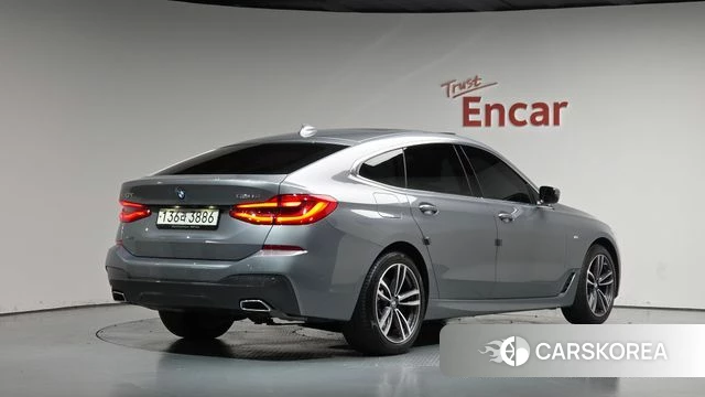 BMW 6 Series GT (G32) 2023 Серебристо-серый из Кореи