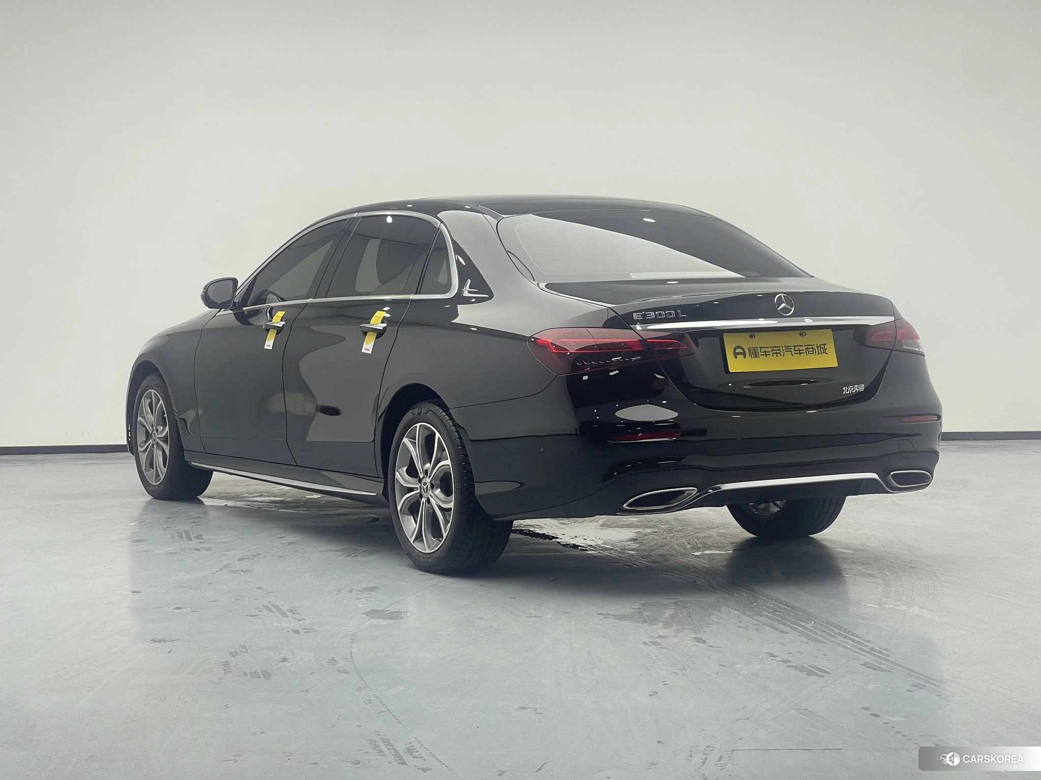 Mercedes-Benz E-class 2021 Черный из Китая