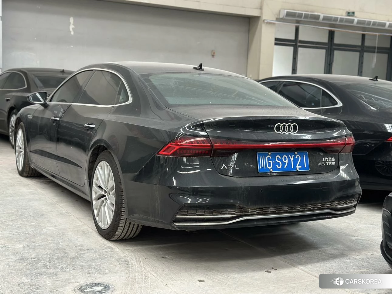 Audi A7L 2023 Черный из Китая