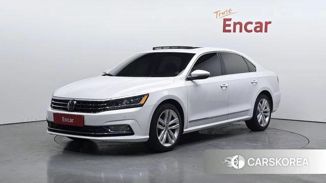 Volkswagen The New Passat 2018 Белый из Кореи