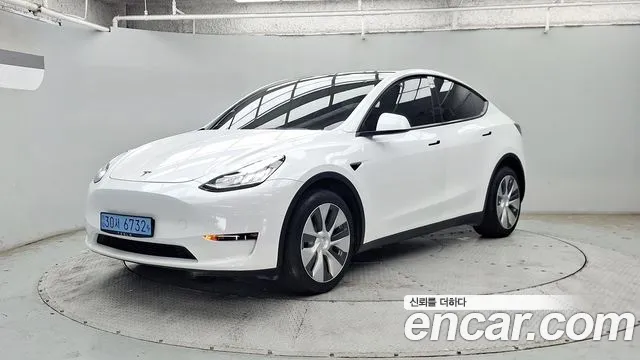 Tesla Model Y 2022 Белый из Кореи