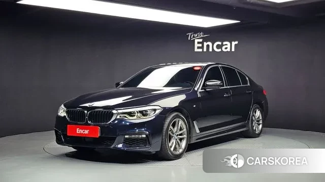 BMW 5 Series (G30) 2018 Черный из Кореи