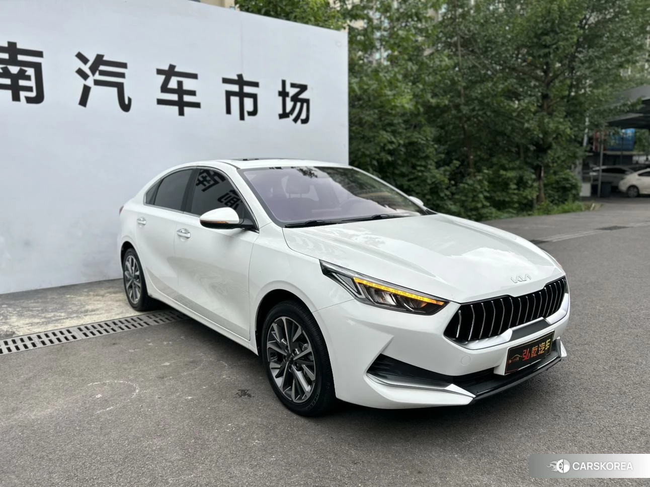 Kia K3 2021 Белый из Китая