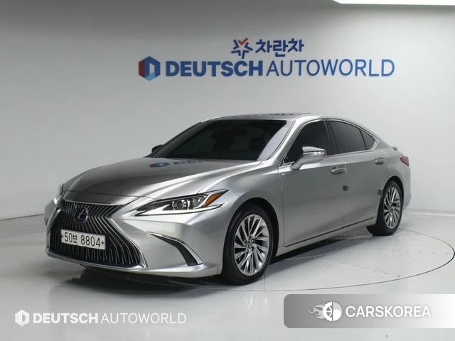 Lexus ES300h 7th generation 2018 Песочный из Кореи