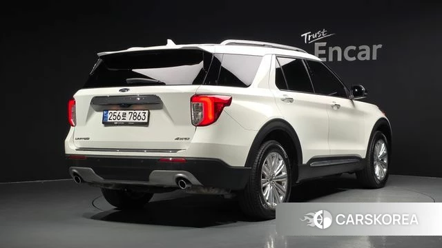 Ford Explorer 6th Generation 2022 Белый из Кореи