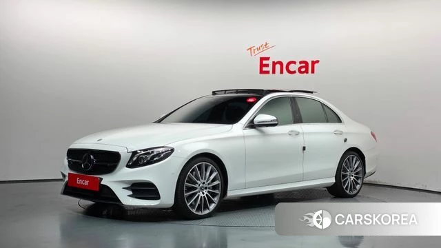 Mercedes-Benz E-Class W213 2020 Белый из Кореи