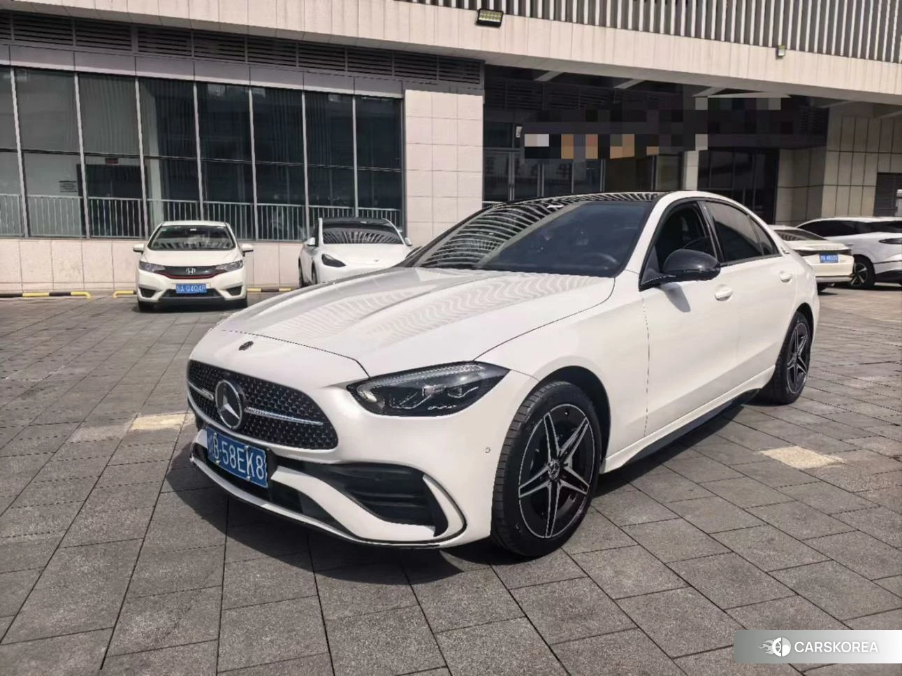 Mercedes-Benz Class C 2023 Белый из Китая