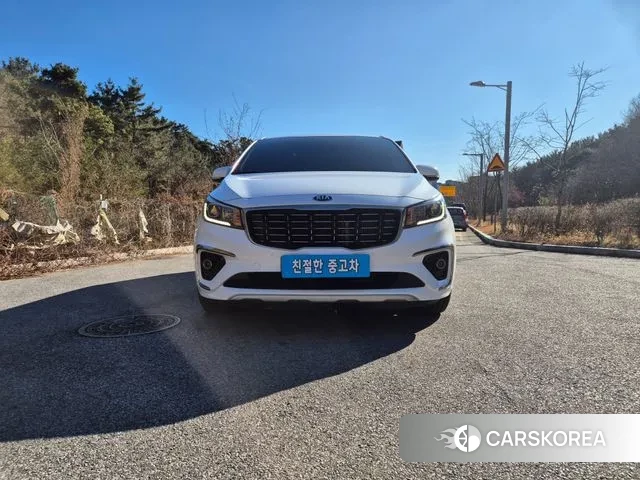 Kia The New Carnival 2018 Белый из Кореи