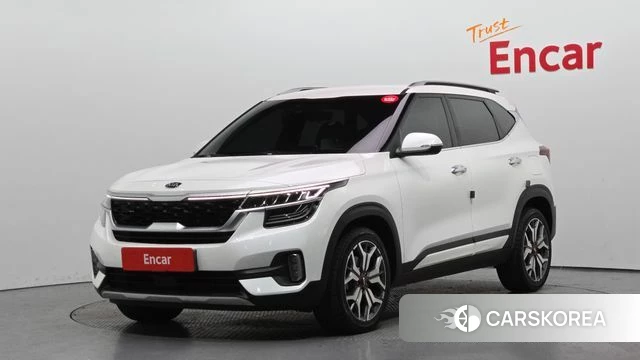 Kia Seltos 2020 Белый из Кореи