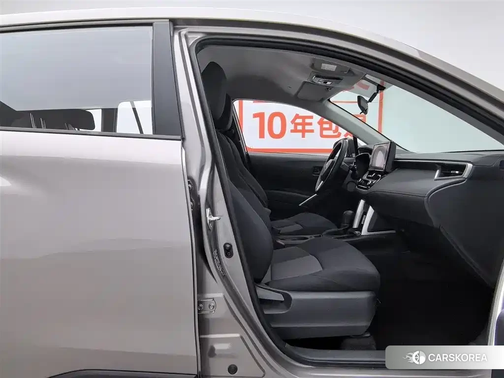 Toyota Frontlander 2023 Champagne/brown из Китая