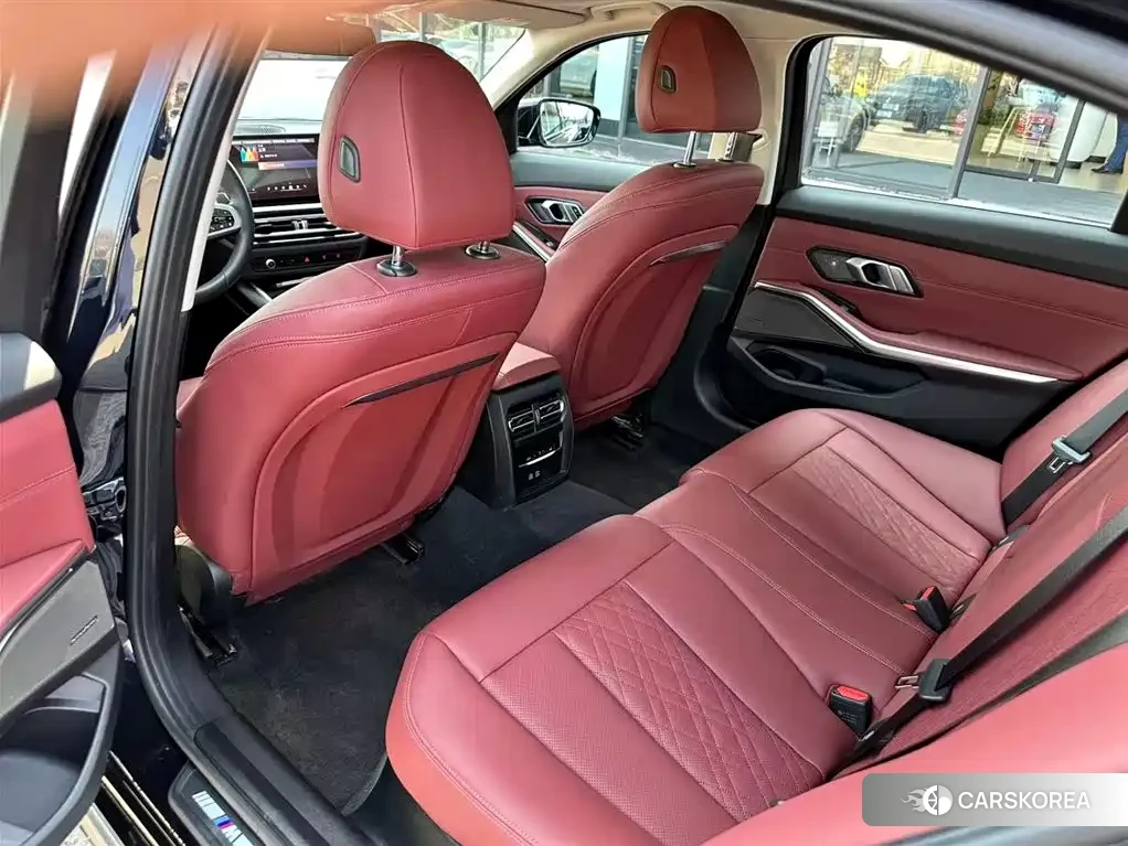 BMW 3 series 2025 Черный из Китая