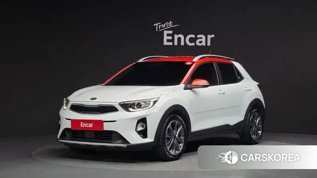 Kia Stonic 2018 Белый из Кореи