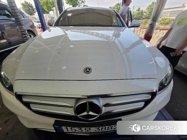 Mercedes-Benz E-Class W213 2018 Белый из Кореи