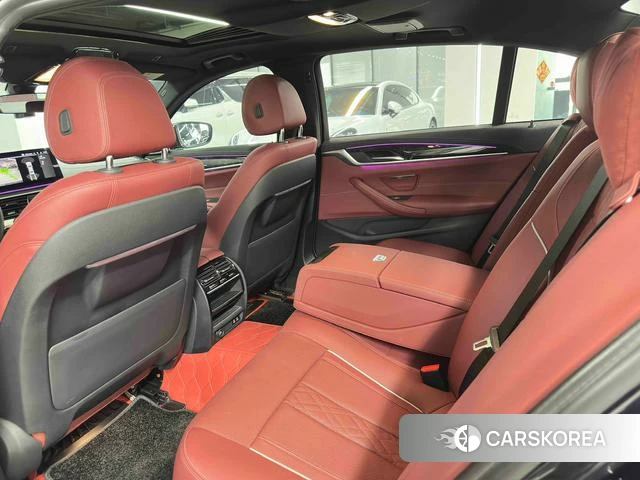 BMW 5 series 2021 Черный из Китая