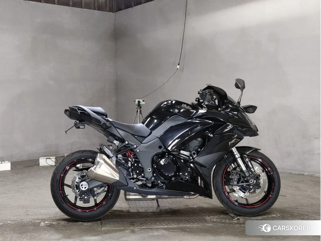 Проданный Kawasaki NINJA 1000 2018 из Японии