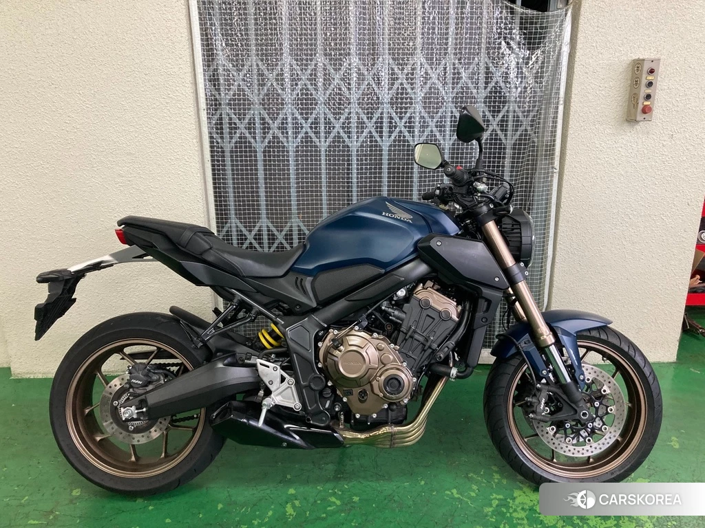 Проданный Honda CB650R 2021 из Японии